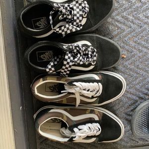 2 pairs vans women’s size 7 & 7.5-both fit like 7